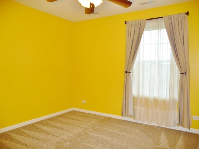 11471 Fitzgerald Lane, Huntley, IL 60142