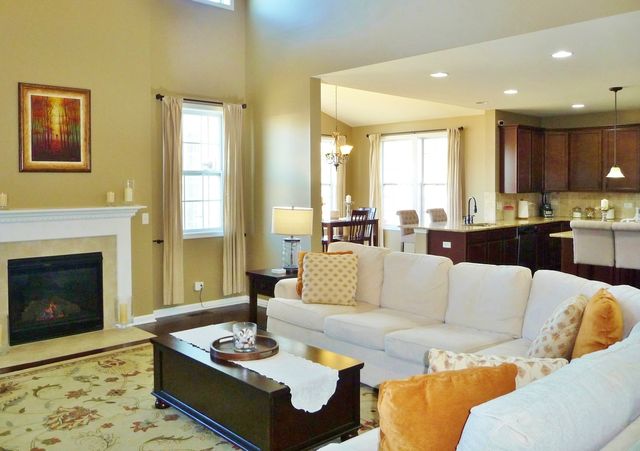 11471 Fitzgerald Lane, Huntley, IL 60142