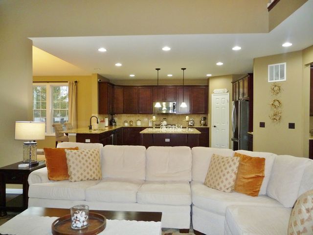 11471 Fitzgerald Lane, Huntley, IL 60142