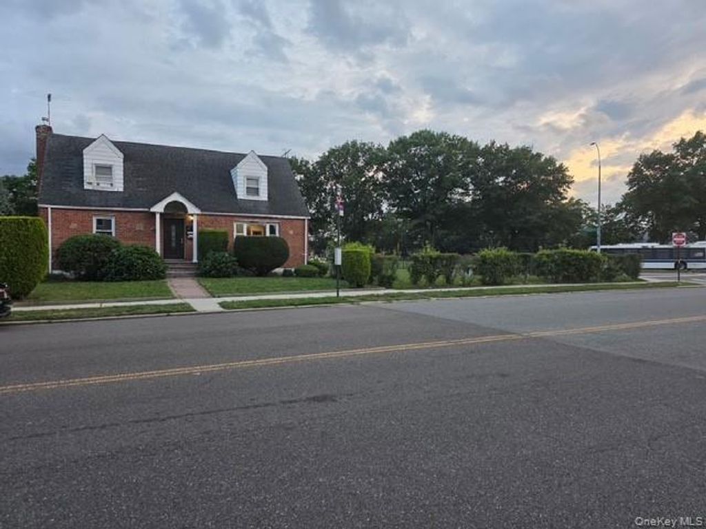 220-10 120th Avenue, Cambria Heights, NY 11411