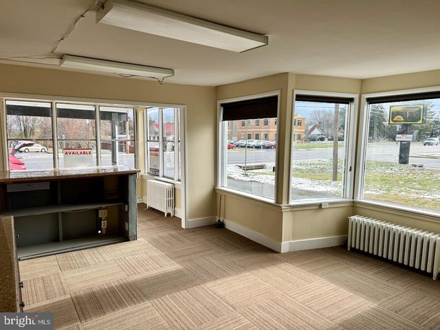 2641 VALLEY AVE, Winchester, VA 22601