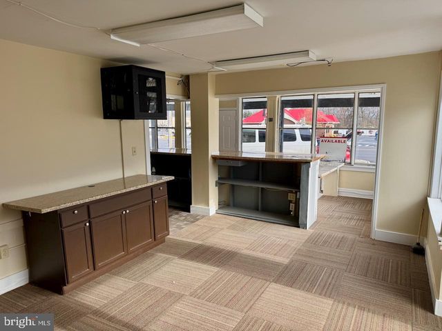 2641 VALLEY AVE, Winchester, VA 22601