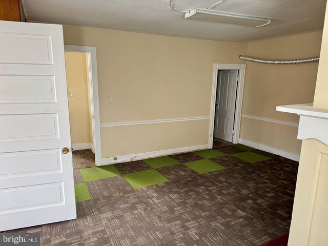 2641 VALLEY AVE, Winchester, VA 22601