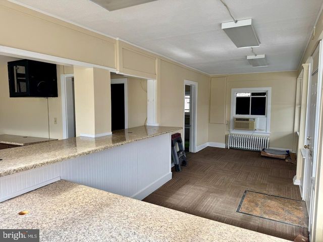 2641 VALLEY AVE, Winchester, VA 22601