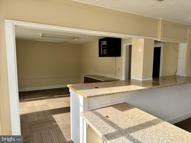 2641 VALLEY AVE, Winchester, VA 22601