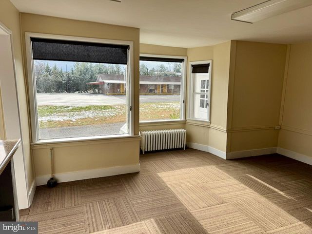 2641 VALLEY AVE, Winchester, VA 22601