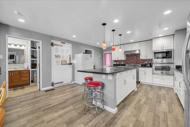 17271 Lake Vera Purdon Rd, Nevada City, CA 95959