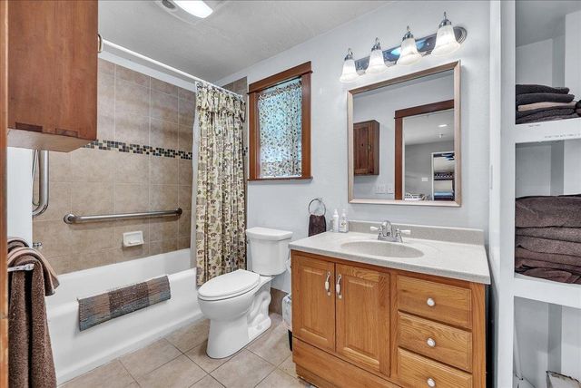 17271 Lake Vera Purdon Rd, Nevada City, CA 95959