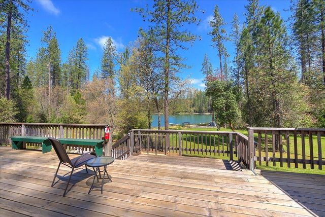 17271 Lake Vera Purdon Rd, Nevada City, CA 95959