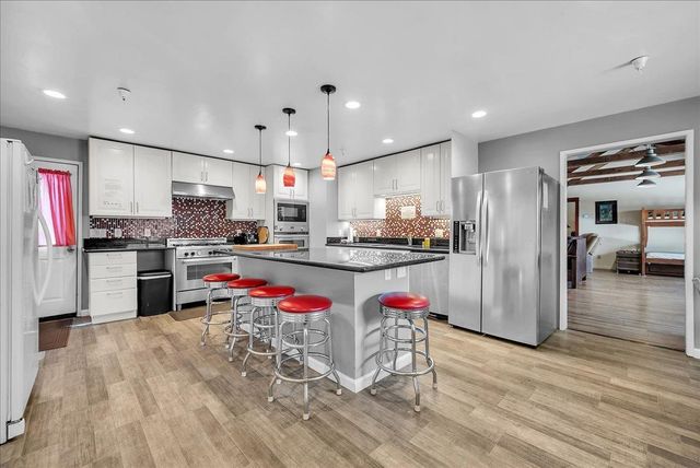 17271 Lake Vera Purdon Rd, Nevada City, CA 95959