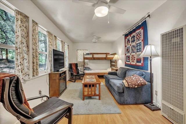 17271 Lake Vera Purdon Rd, Nevada City, CA 95959