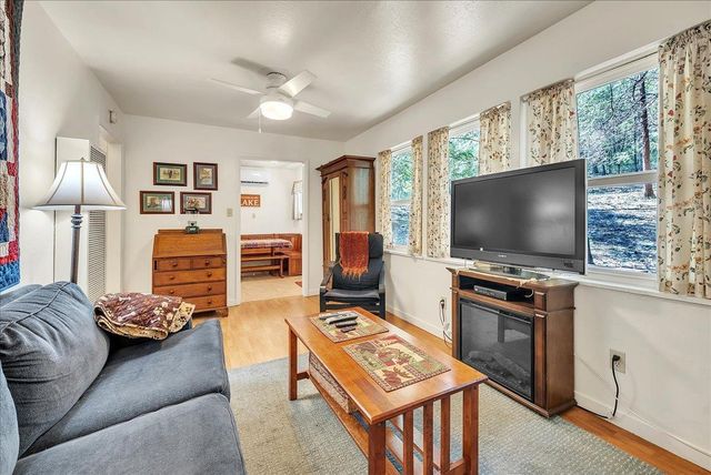 17271 Lake Vera Purdon Rd, Nevada City, CA 95959