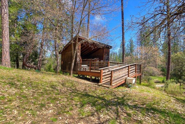 17271 Lake Vera Purdon Rd, Nevada City, CA 95959