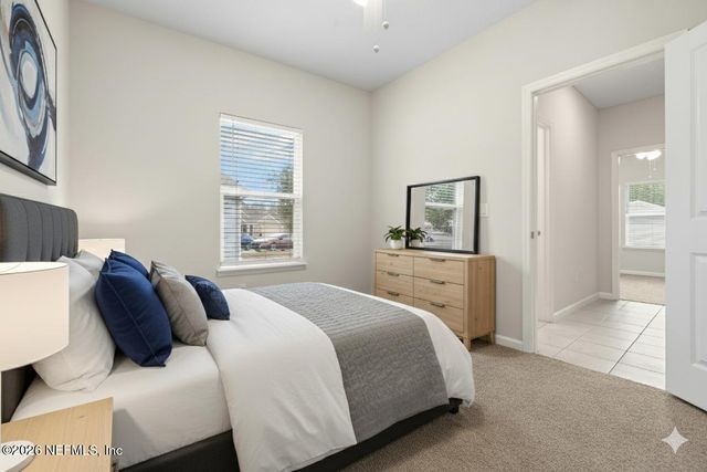 5556 KELLAR Circle, Jacksonville, FL 32218