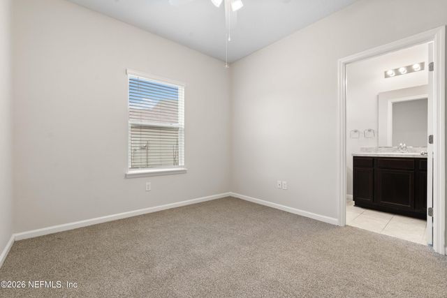 5556 KELLAR Circle, Jacksonville, FL 32218