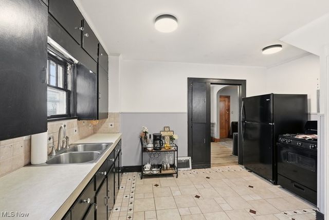 1556 Overlook Drive, Akron, OH 44314