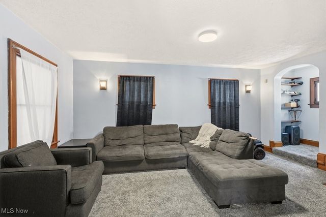 1556 Overlook Drive, Akron, OH 44314