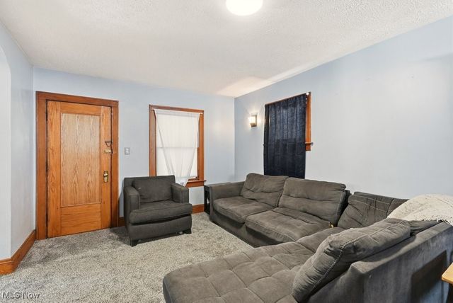 1556 Overlook Drive, Akron, OH 44314