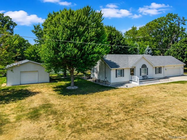 7030 Jennings Road, Swartz Creek, MI 48473