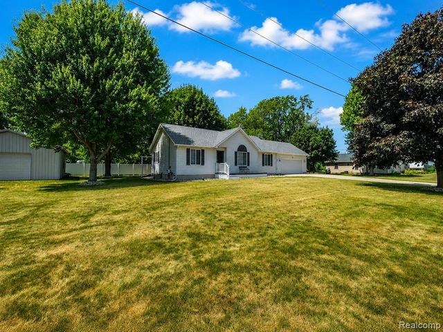 7030 Jennings Road, Swartz Creek, MI 48473