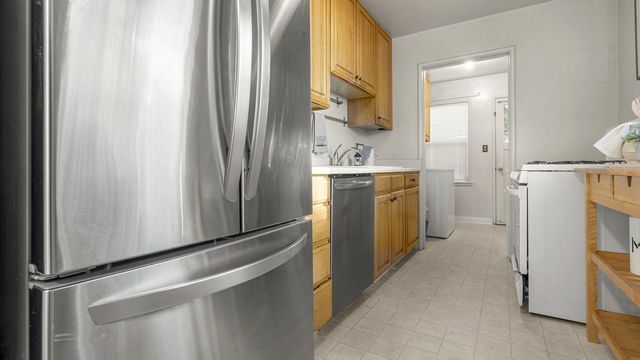 21685 Olive Avenue, Cupertino, CA 95014