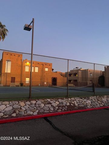 1810 E Blacklidge Dr Apt 403, Tucson, AZ 85719