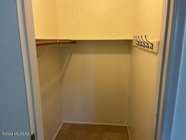 1810 E Blacklidge Dr Apt 403, Tucson, AZ 85719