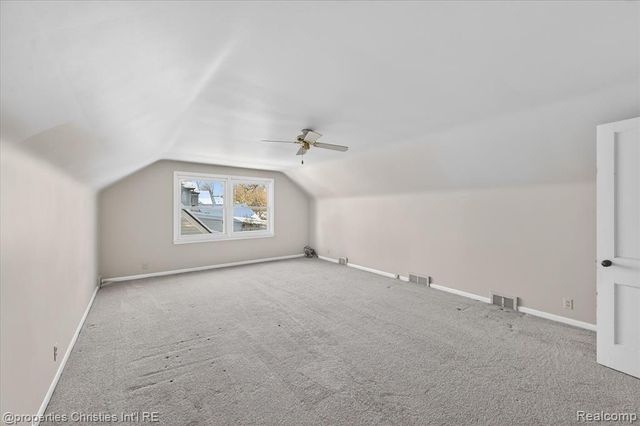 1509 Yorkshire Road, Birmingham, MI 48009