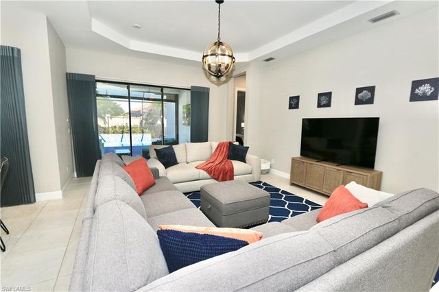 8191 Lucello TER S, Naples, FL 34114
