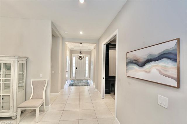 8191 Lucello TER S, Naples, FL 34114