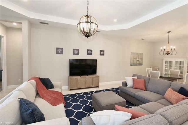 8191 Lucello TER S, Naples, FL 34114