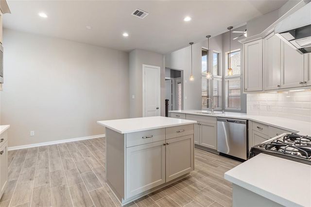 4207 Maple Glen Drive, Fulshear, TX 77441