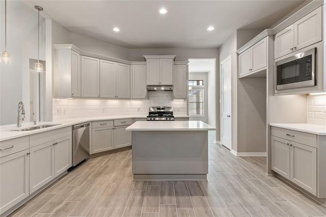 4207 Maple Glen Drive, Fulshear, TX 77441