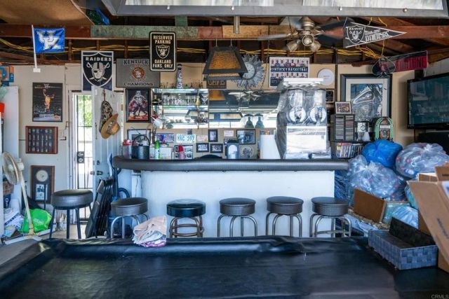 7121 Skyline DR, San Diego, CA 92114