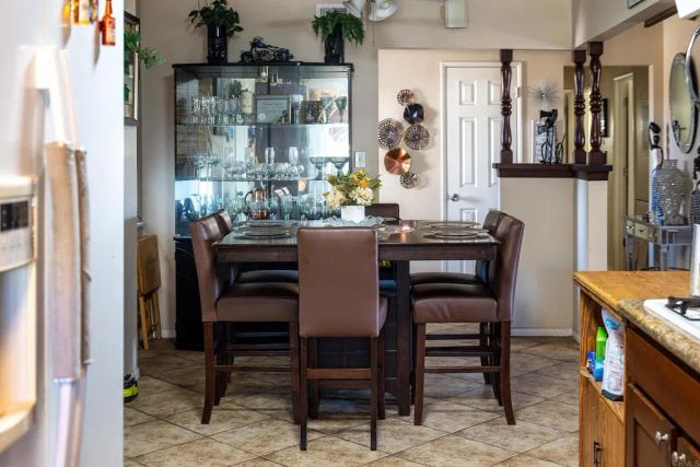 7121 Skyline DR, San Diego, CA 92114
