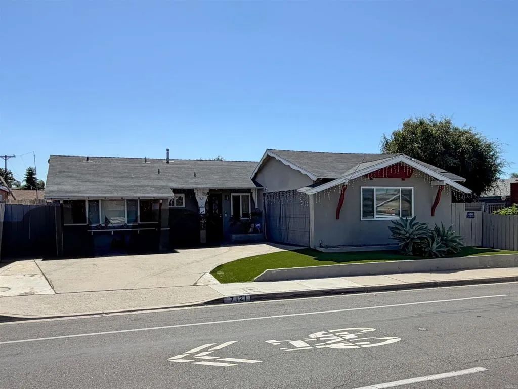7121 Skyline DR, San Diego, CA 92114