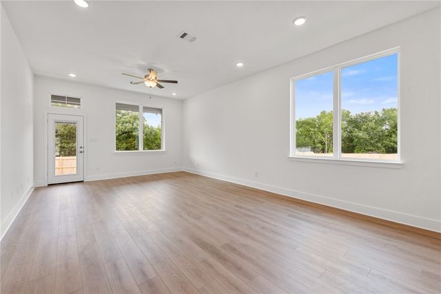 4803 Underbrush Crossing, Bryan, TX 77845