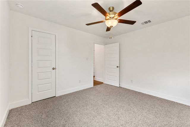 4803 Underbrush Crossing, Bryan, TX 77845