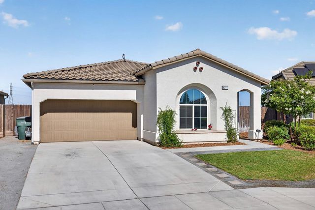 6211 N Vista Avenue, Fresno, CA 93722