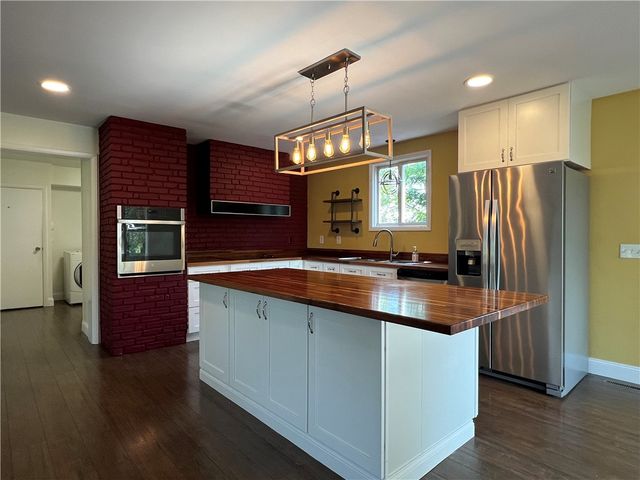 13 Colonial Drive, Horseheads, NY 14845