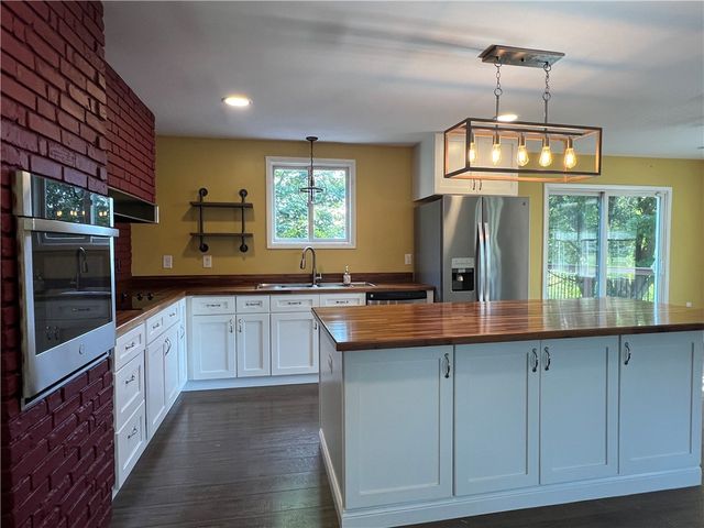 13 Colonial Drive, Horseheads, NY 14845