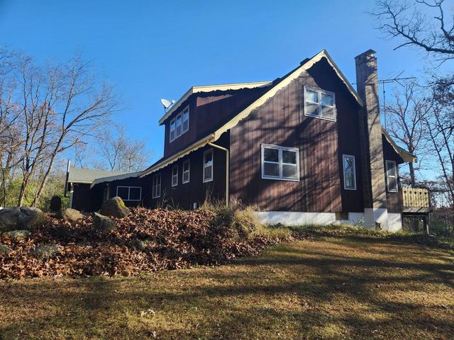 N6351 E Bush Road, Pardeeville, WI 53954