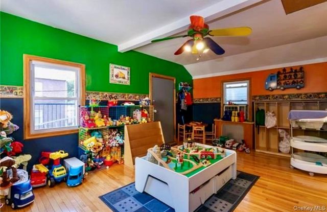 133 W 195th Street, Bronx, NY 10468