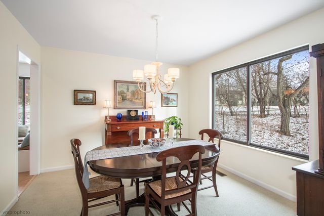 347 Hickory Lane A, Lake Barrington, IL 60010