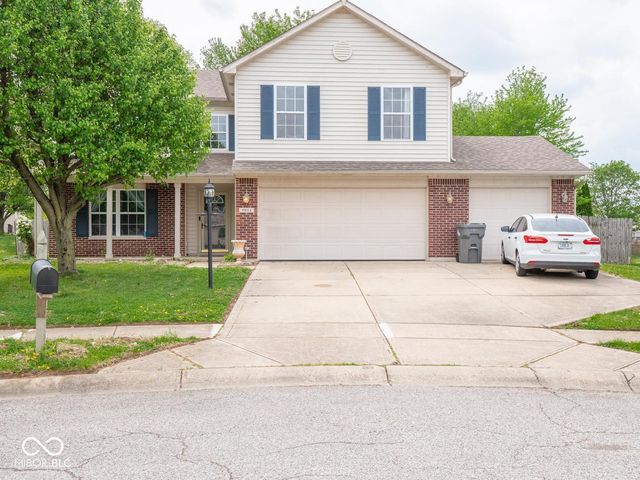 7611 Penguin Circle, Indianapolis, IN 46239
