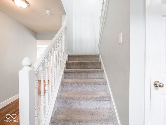 7611 Penguin Circle, Indianapolis, IN 46239