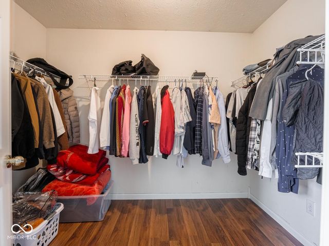7611 Penguin Circle, Indianapolis, IN 46239