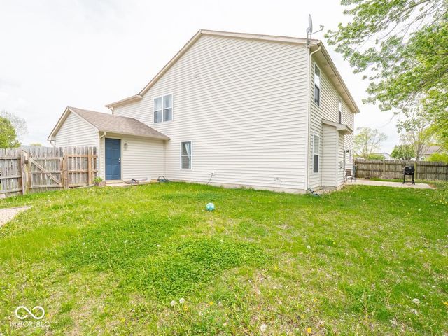 7611 Penguin Circle, Indianapolis, IN 46239
