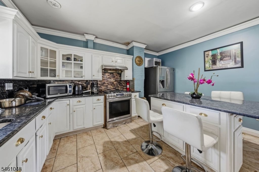 75 Osborne Pl, Irvington Twp., NJ 07111 — photo 5