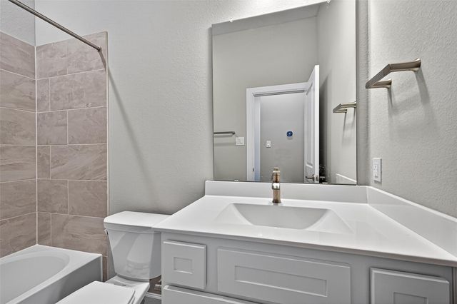 2107 Bitter Melon Drive, Richmond, TX 77406